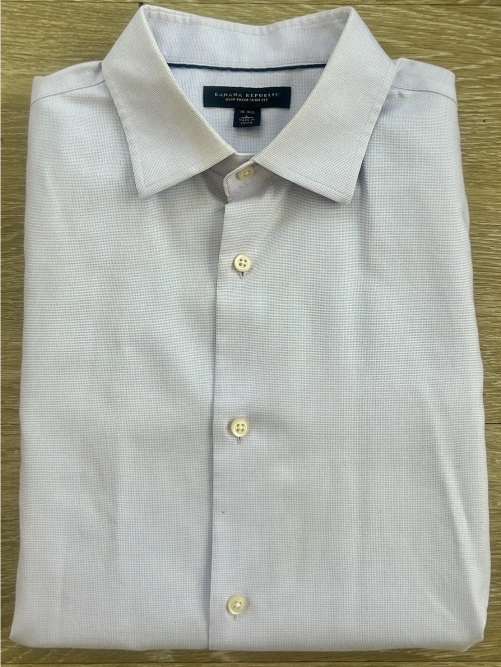 Banana Republic Men’s Non-Iron Slim Fit Dress Shirt 16-16.5 L Light Lavender